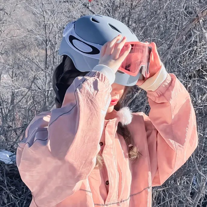 高中锋，矮教练